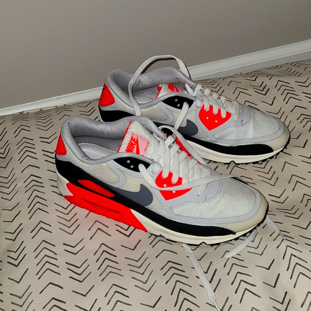 Nike Air Max 90